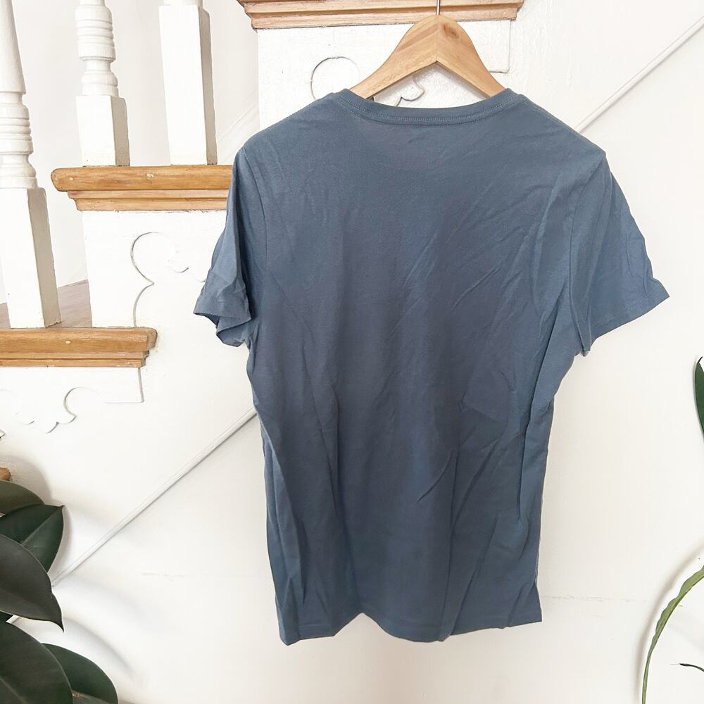 Old Navy Mens Graphic T-Shirt Blue Soft Wash Crewneck Casual Size S Small - Picture 5 of 6